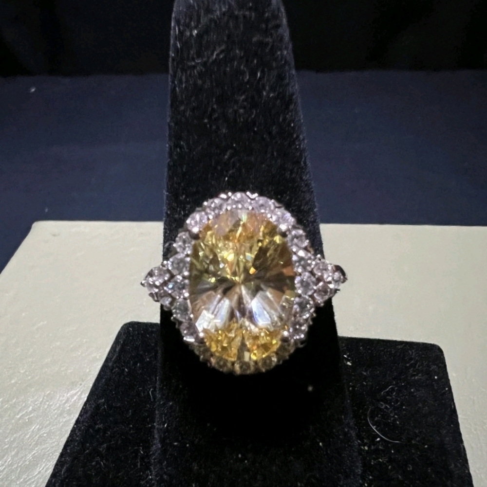 Womans Canary Yellow Sterling Silver Ring Size 9.75 - Picture 10 of 12